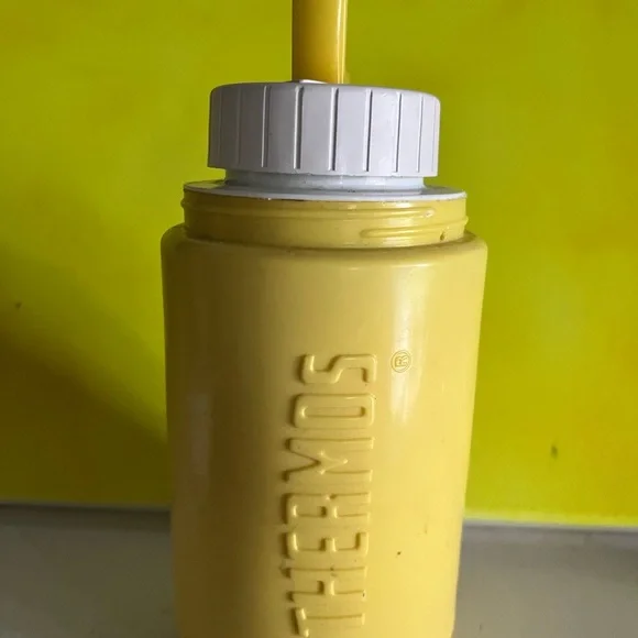 Who Framed Roger Rabbit Thermos Yellow - Picture 3 of 3